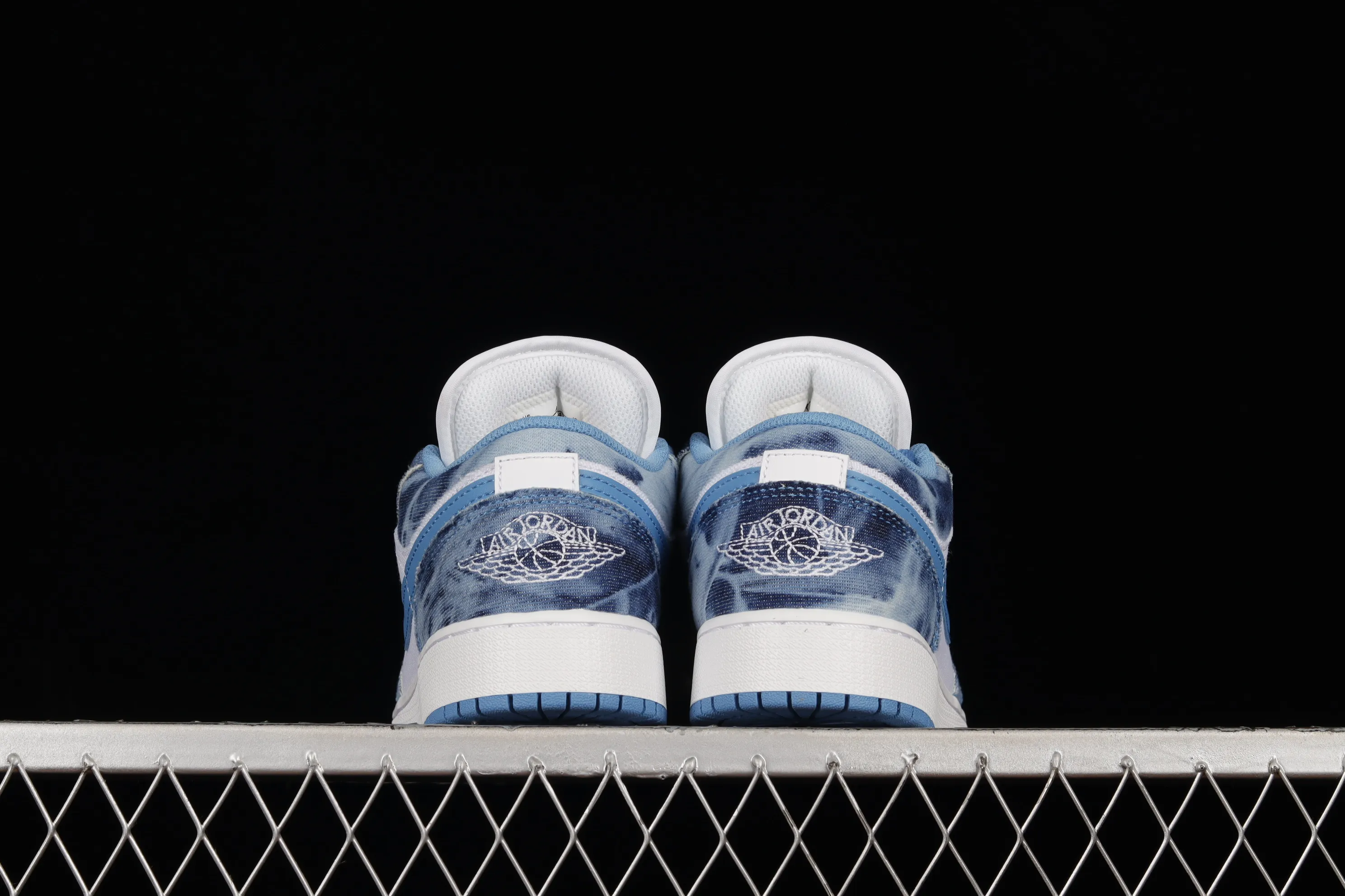 All categories Air Jordan Jordan series basketball shoes Air Jordan 1 Low G version pure original Air Jordan 1 Low "Washed Denim" AJ1 Joe 1 navy washed denim low-top casual sneakers DM8947-100